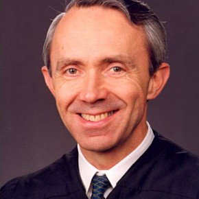 3328200094