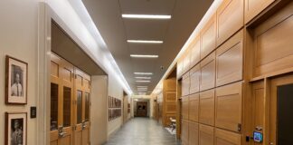 The hallways of Wasserstein Hall at Harvard Law School. (Tobi Omotoso, 2023)